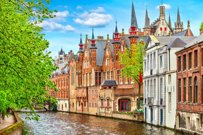 Bélgica: Becas Para Master en Cualquier curso de asignaturas ofrecido por la universidad Ghent University