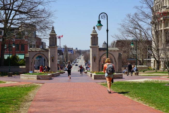 Estados Unidos: Becas Para Pregrado en Cualquier curso de asignaturas ofrecido por la universidad Indiana University - Purdue University Indianapolis